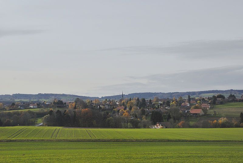 File:Mézières vaud.jpg