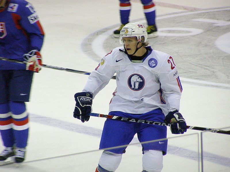 File:MatsFroshaug2008IIHF.jpg