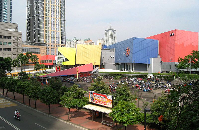 File:Plaza e'X Jakarta.jpg