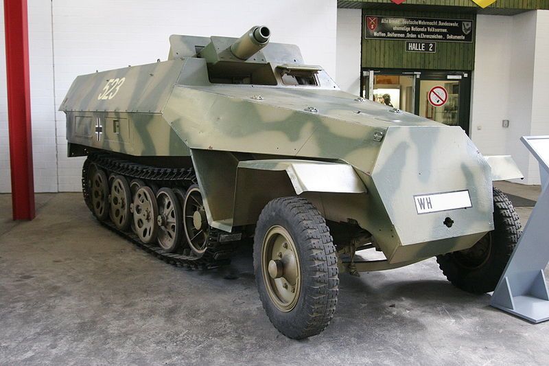 File:SdKfz251-9.jpg