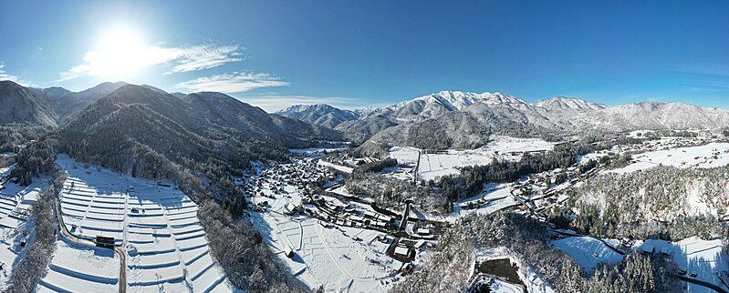 File:Shirakawa-go from above.jpg