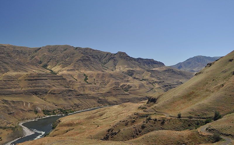 File:Snake-river-near-dug-bar-hells-canyon-07242011-rogermpeterson (6096632223).jpg