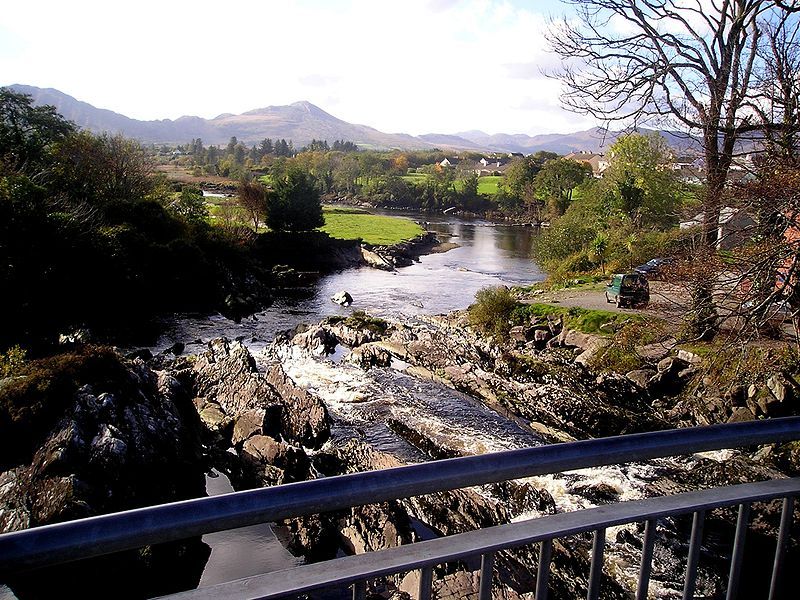 File:Sneem1.jpg