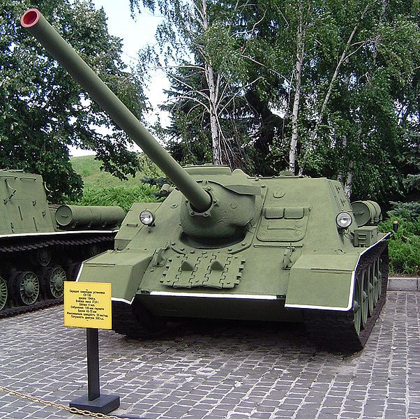 File:Su-100 spatg.jpg