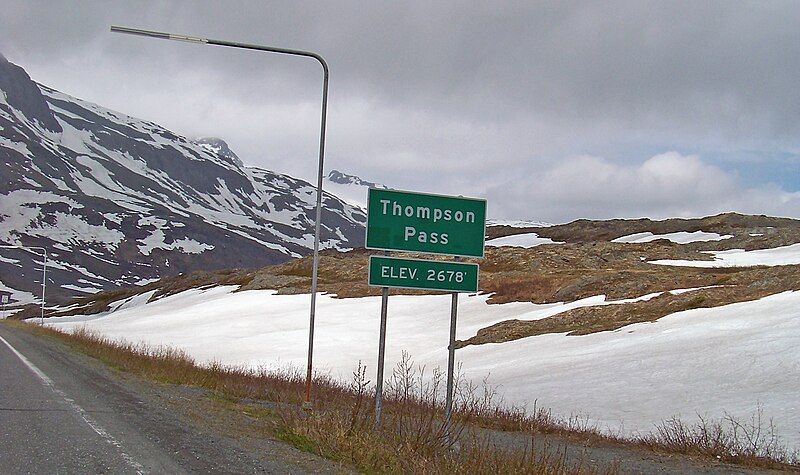 File:Thompson Pass.jpg