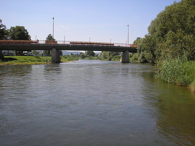 File:Werra Treffurt.JPG