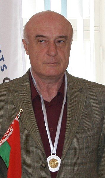 File:Anatoli Gantvarg 2010.jpg