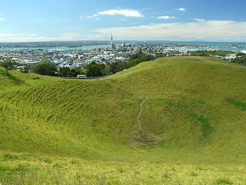 File:Auckland Mount Eden.jpg