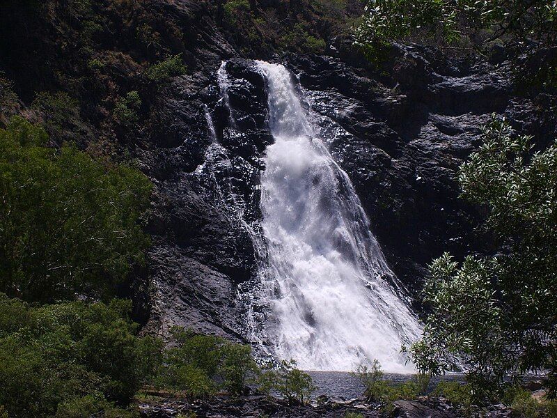 File:Bloomfield Falls.jpg