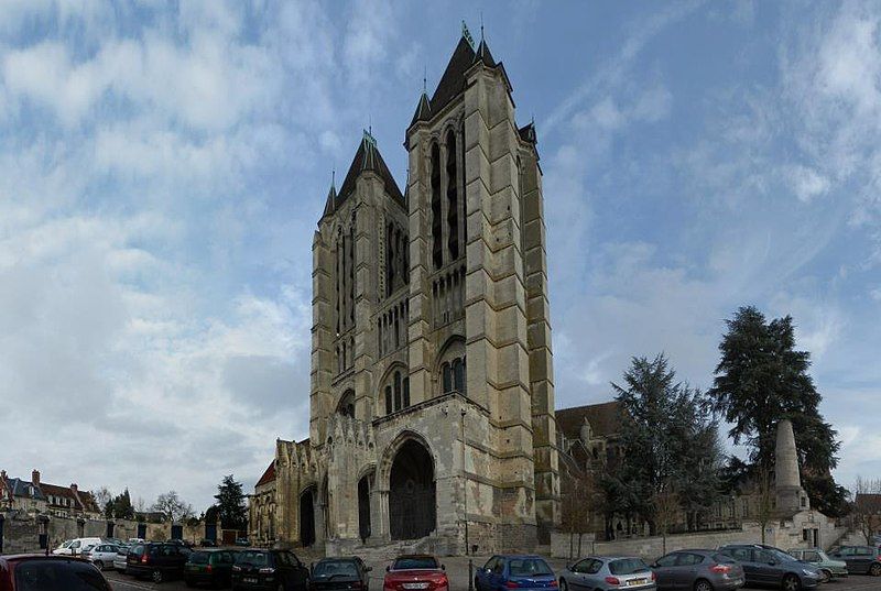 File:Cattedrale di noyon.jpg