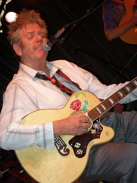 File:DanHicks2009.jpg