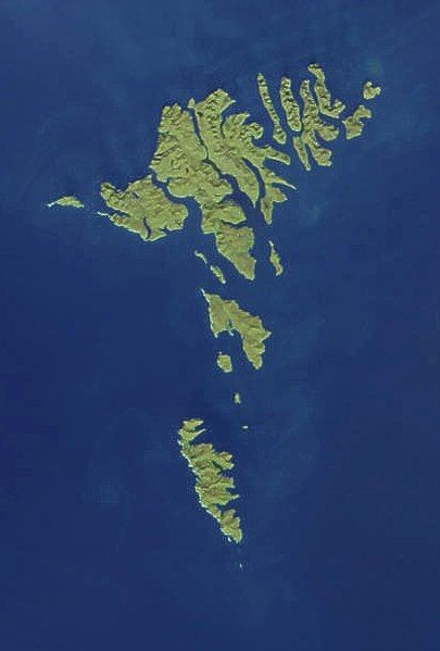 File:Faroes030417-nasa(2).jpg