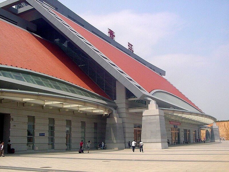 File:Jinjiang Station.jpg