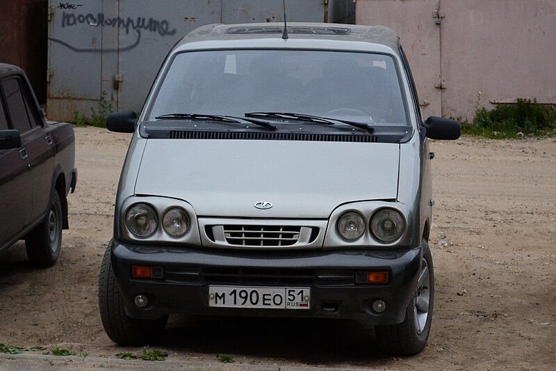 File:Lada 2120.JPG