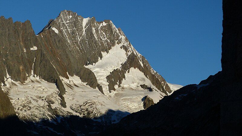 File:Lauteraarhorn1.jpg