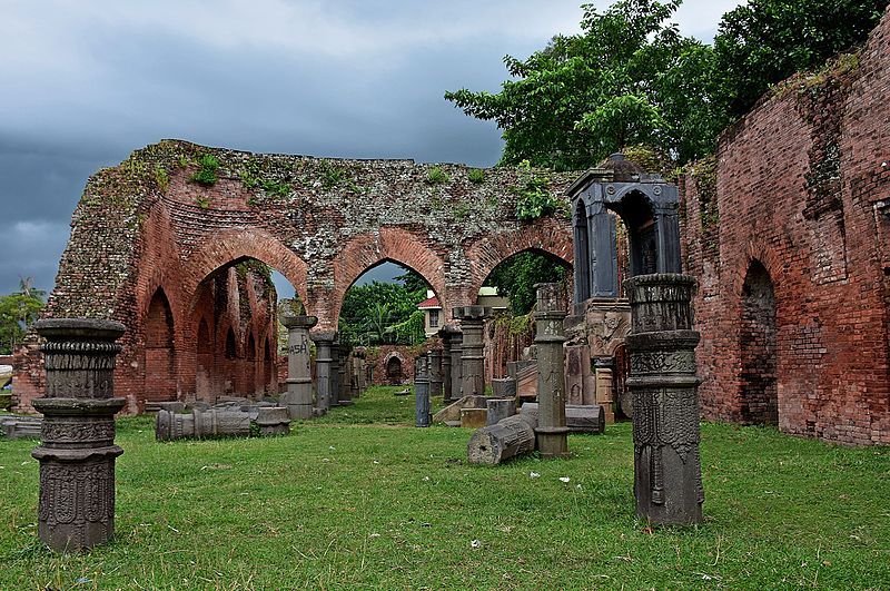 File:Mosque.Pandua.jpg