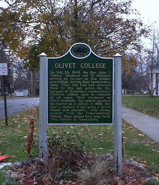 File:Olivet College sign.jpg