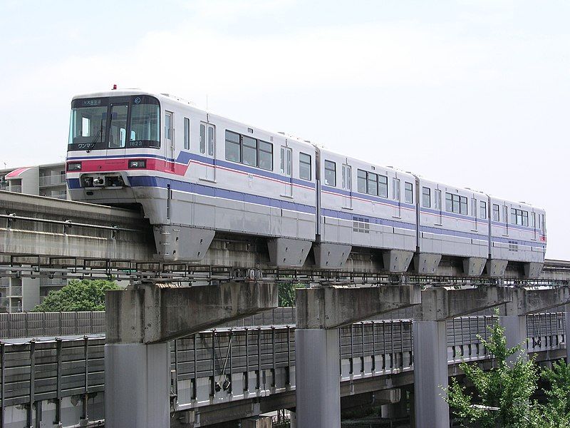 File:OsakaMonorail1000Series01.jpg