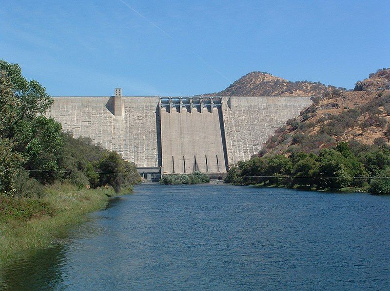 File:Pine Flat Dam.jpg