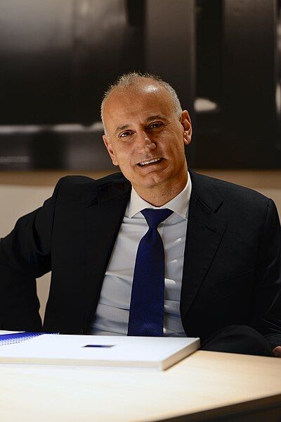 File:Renato Ravanelli.jpg