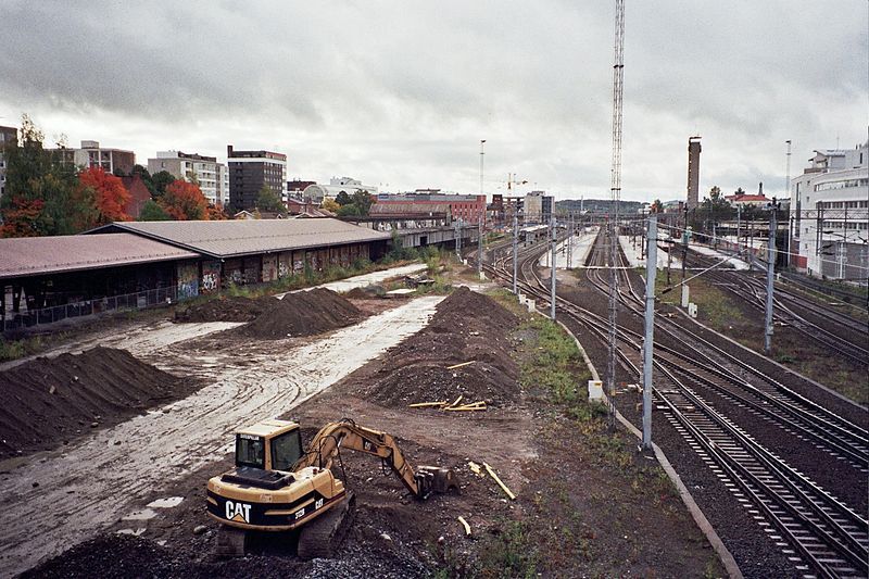 File:Tampere railyard Sep2007.jpg