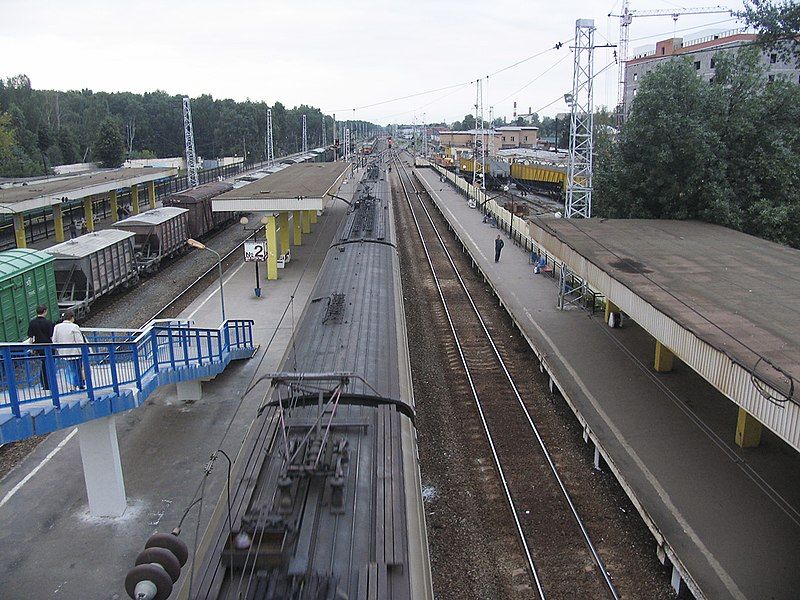 File:Zheleznodorozhny station.jpg