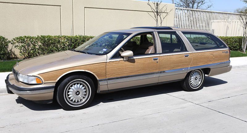 File:1993-Buick-Roadmaster-Estate.jpg