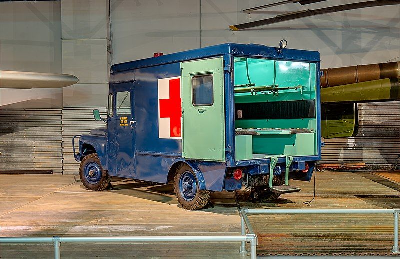 File:23-04-011-ambulance.jpg