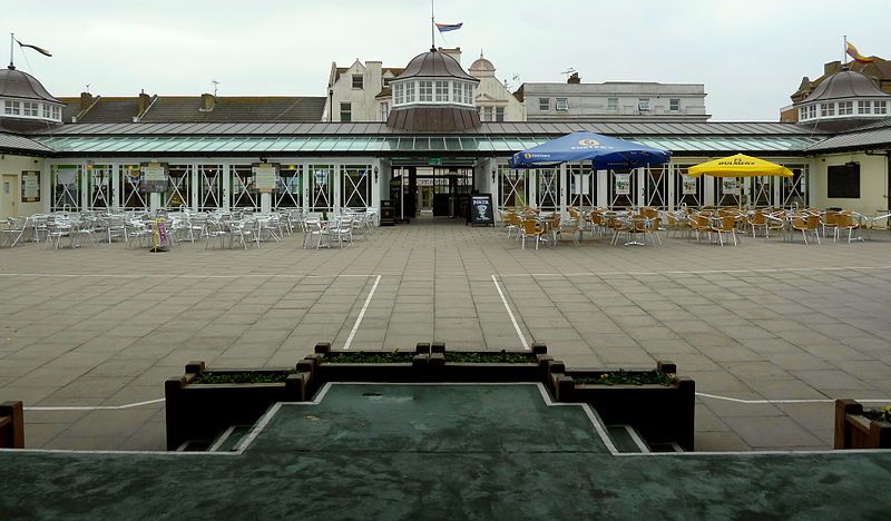 File:Bandstand 028.jpg