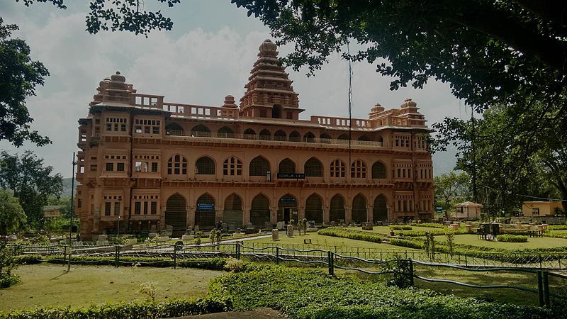 File:Chandragiri Fort.jpg