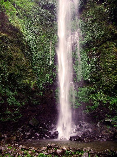 File:Coban Rondo Waterfall.jpg