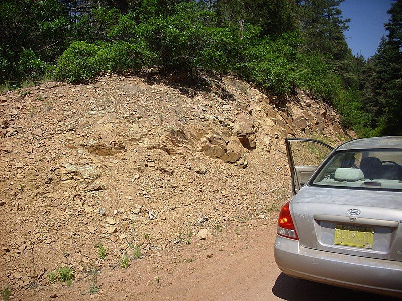 File:Joaquin quartz monzonite.jpg