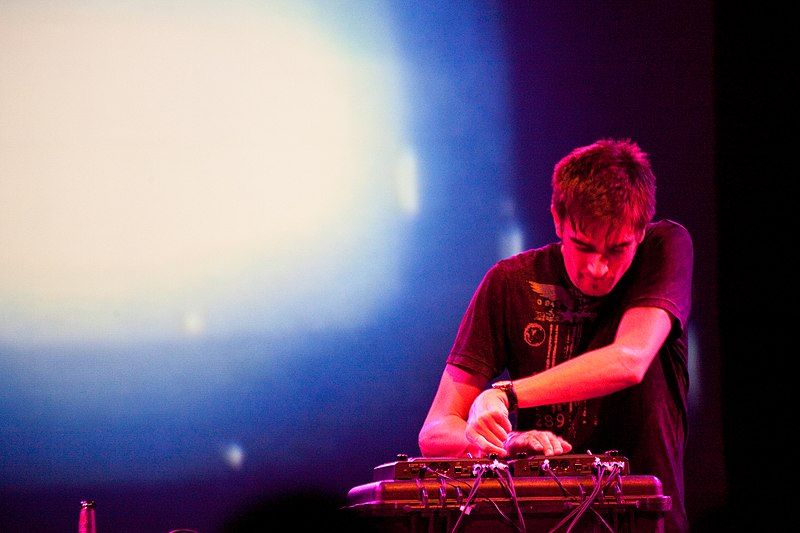 File:Jon Hopkins (3679985832).jpg