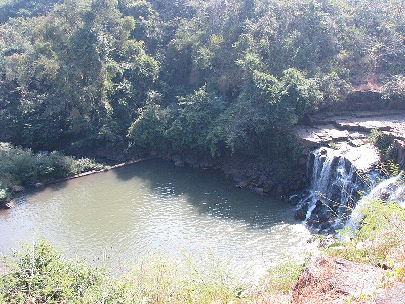 File:Napne Waterfall.JPG