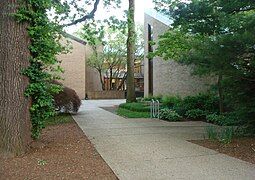 Esther Raushenbush Library, Sarah Lawrence College, Bronxville, New York, 1974.