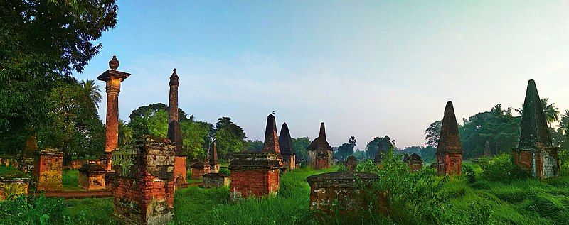 File:Residency-Cemetery-at-Baharampur.jpg