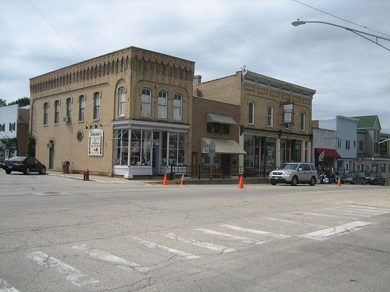 File:Richmond IL Downtown1.jpg