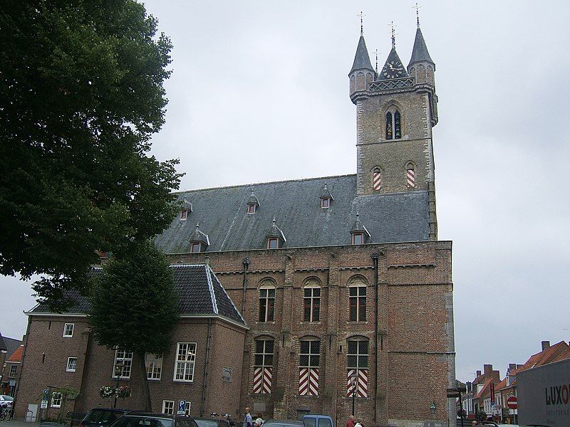 File:Sluis town hall.jpg