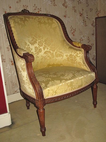 File:Bergere Louis XVI.jpg