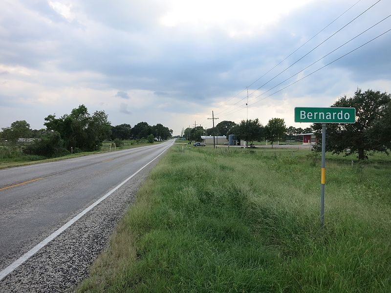 File:Bernardo TX Sign.jpg