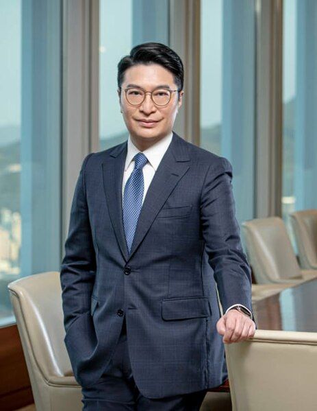 File:Dr Martin Lee.jpg