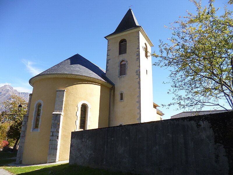 File:Eglise Le Glaizil.JPG