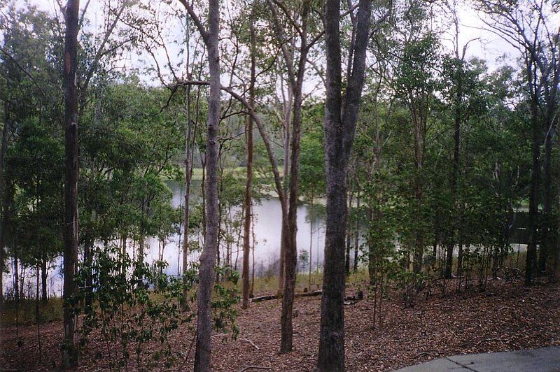 File:Enoggera-Reservoir.JPG