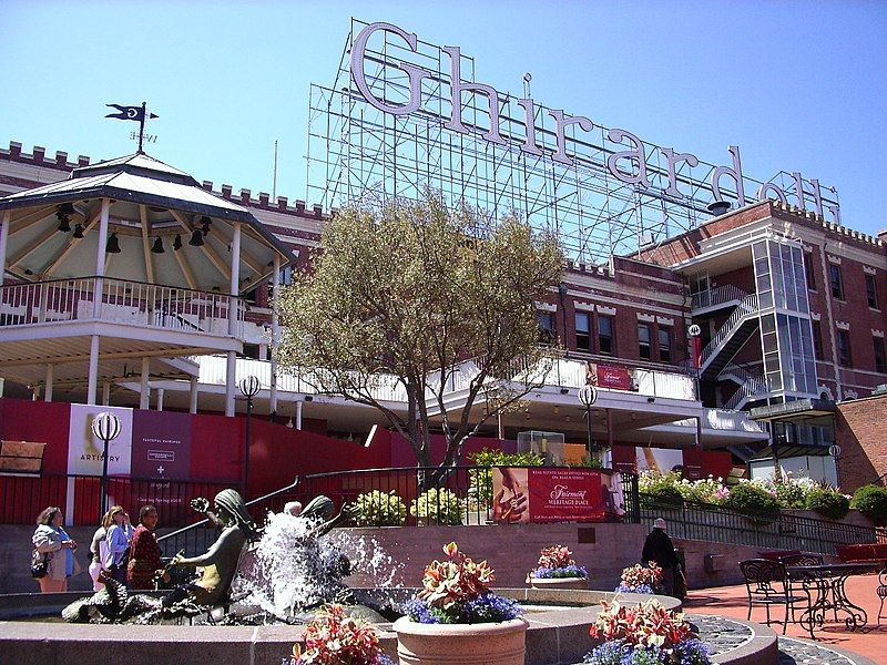 File:Ghirardelli Square 1.jpg