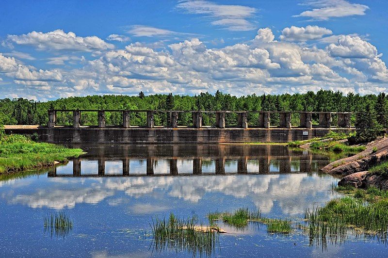 File:Pinawa Dam.jpg