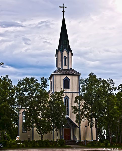 File:Saltstraumen kyrkje 2011.jpg