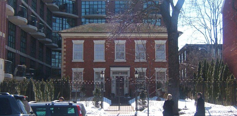 File:TorontoQueenStWNiagaraFarrHouse.jpg