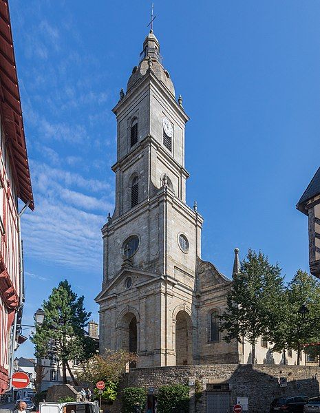 File:Église Saint-Patern, Vannes-2237.jpg