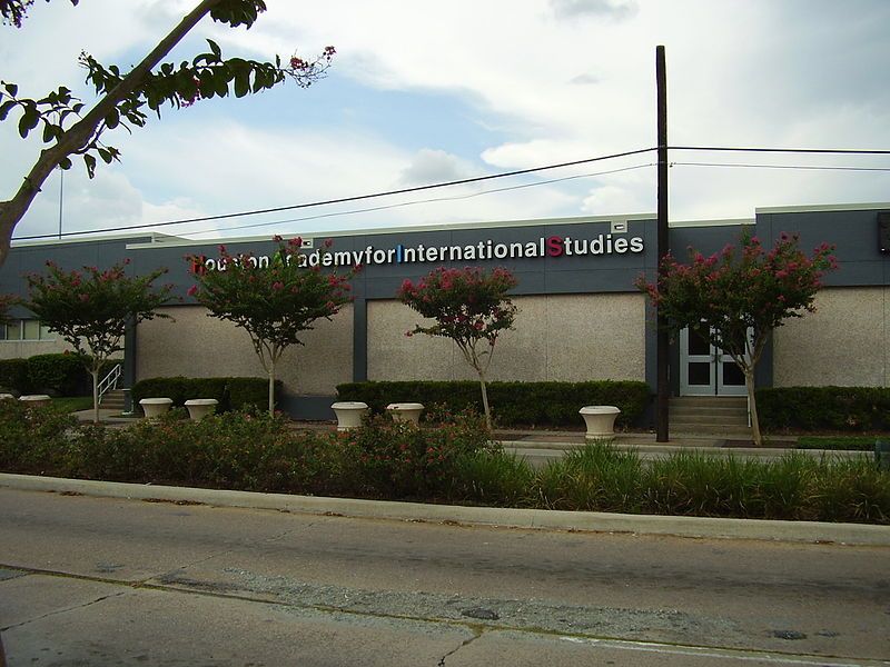 File:HoustonAcadIntlStudiesHoustonTX.JPG