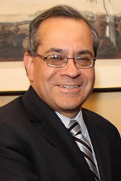 File:Jaime Saavedra Chanduví.jpg